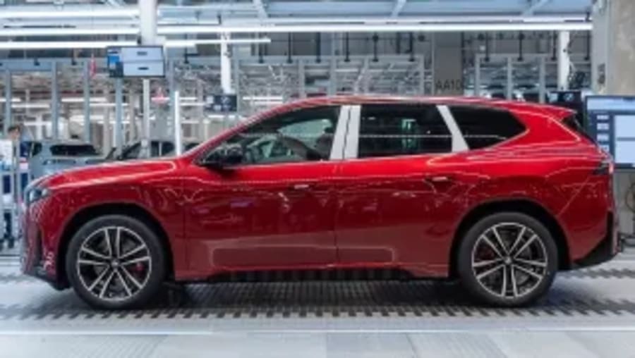 Pasar poco por el taller tiene premio: miles de usuarios sentencian cuáles son las marcas de coches eléctricos más fiables