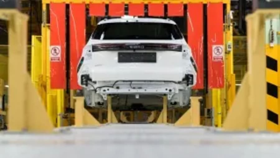 Europa tiene un problema con su industria del automóvil, pero el coche eléctrico le está obligando a crear empleos que ni siquiera existían