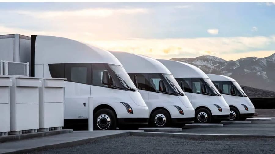 Einride compra 500 Tesla Semi: el mayor despliegue del camión eléctrico de Tesla