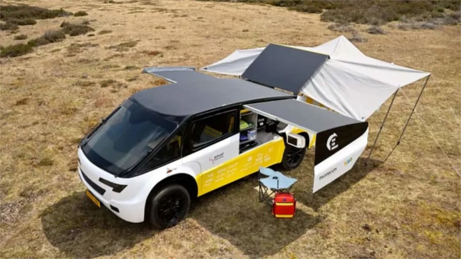 Esta ambulancia funciona con energía solar y puede recorrer hasta 715 kilómetros