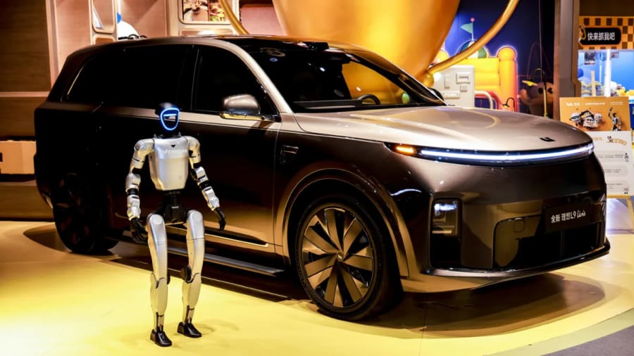 Li Auto ficha según informes a un experto en modelos del mundo para impulsar su IA en robótica