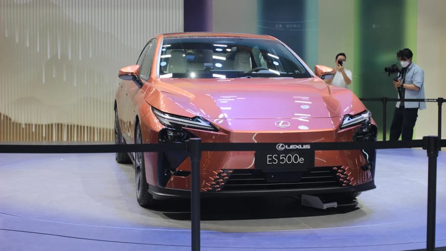 Toyota comenzará la producción en China de un SUV eléctrico de Lexus a finales de 2027 a razón de 1.000 unidades al mes, según informes