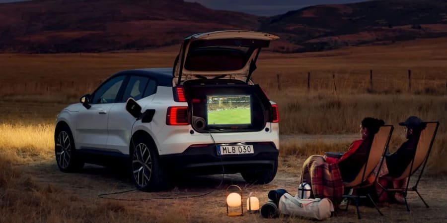 El eléctrico más barato de Volvo ya puede suministrar energía en un campamento o a una cafetera