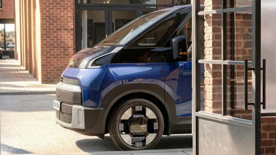La furgoneta eléctrica más grande de Kia parece lista para mucho más que repartos