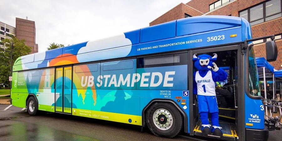 La Universidad de Búfalo incorpora autobuses eléctricos a la flota Stampede