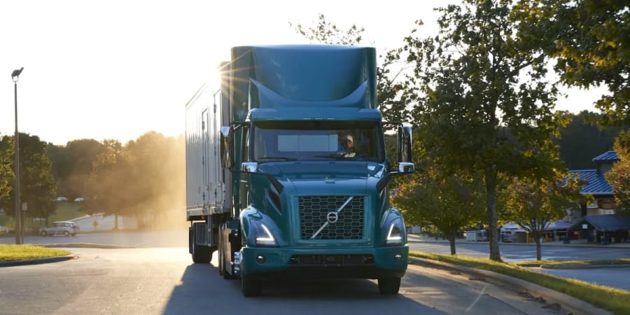 El Bronx respirará un poco mejor gracias a los nuevos Volvo VNR Electric