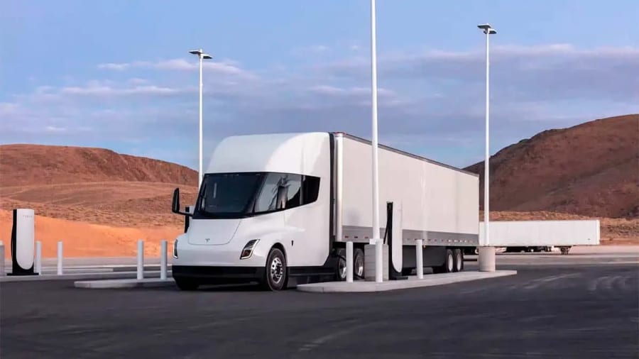 Tesla prepara más de 100 Megachargers de 1,2 MW en Europa para el camión eléctrico Semi