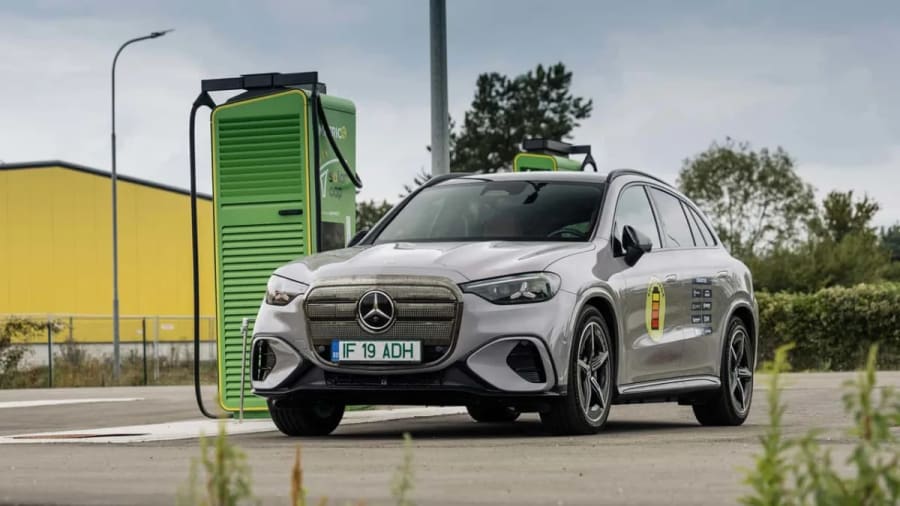 El Mercedes GLC eléctrico recorrió 393 millas casi siempre por autopista con una sola carga rápida