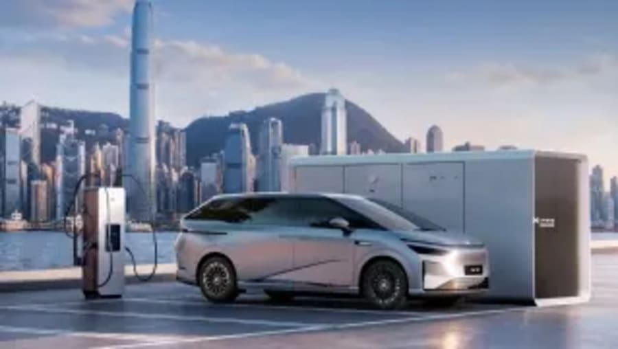 XPeng planta cara a BYD y a Geely: abre su primer cargador con 1 MW de potencia y anuncia que traera 4.000 a Europa