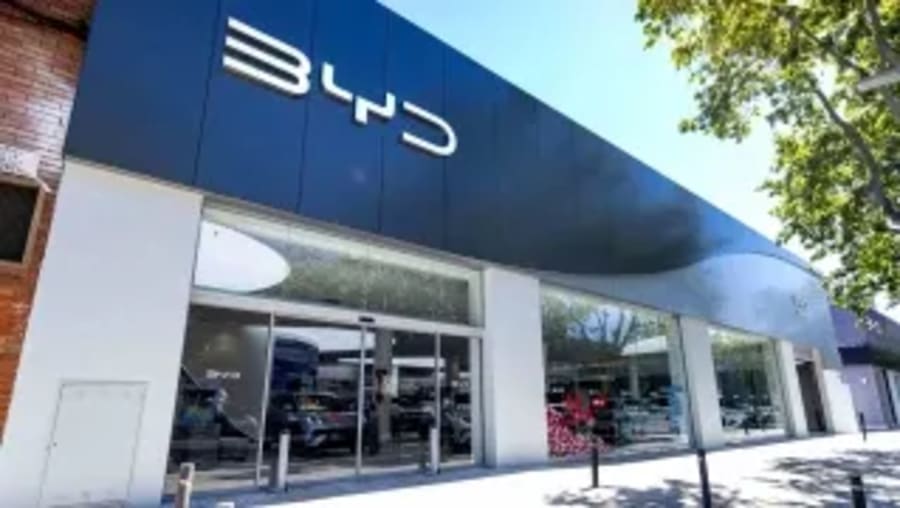 BYD acelera su expansión en España con 11 nuevos concesionarios y ya prepara su llegada a Andorra