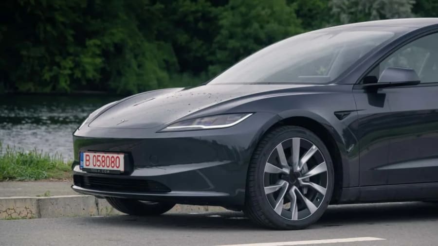 Los Tesla tienen muchas más probabilidades de tener título de siniestro, según un informe