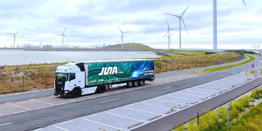 JUNA pone a trabajar más de 100 camiones eléctricos Scania