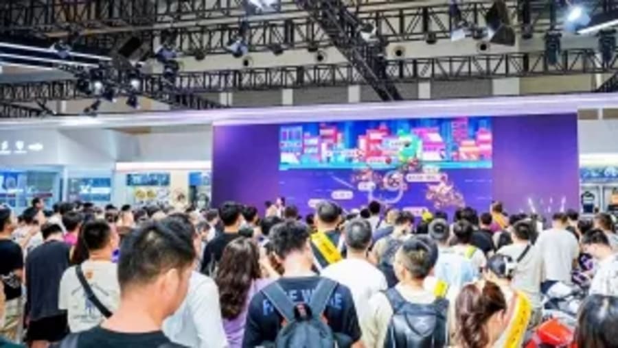 China no piensa solo en el coche eléctrico: su gran feria de motos reunió 300.000 visitas y decenas de marcas eléctricas