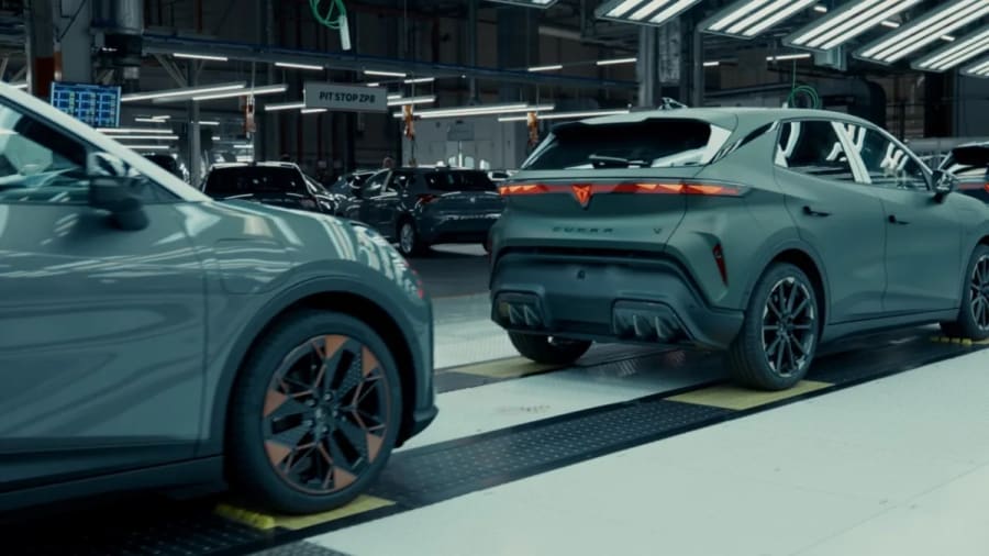 Ya hay casi 300 coches eléctricos distintos a la venta en Europa, y uno de cada tres lleva marca china