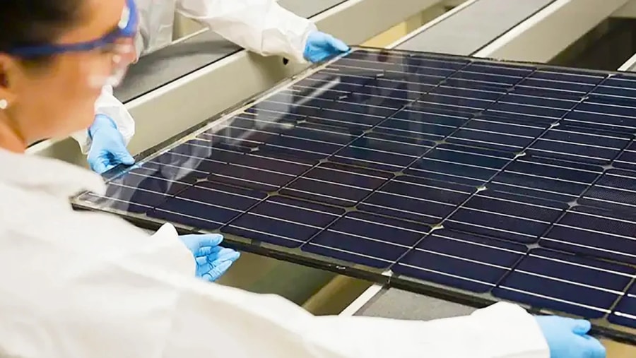 Con las obleas de silicio de alta resistividad, los paneles solares chinos logran una eficiencia récord y superarán los 584 TWh producidos en 2024