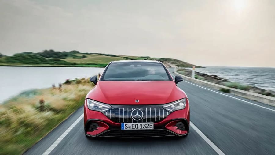 Adiós al Mercedes EQE: la marca alemana empieza a renovar por completo su gama eléctrica