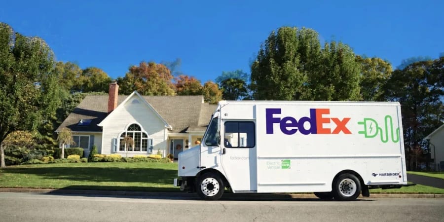 FedEx prevé que invertir 300 millones de dólares en camiones eléctricos le ahorrará 800 millones en diésel