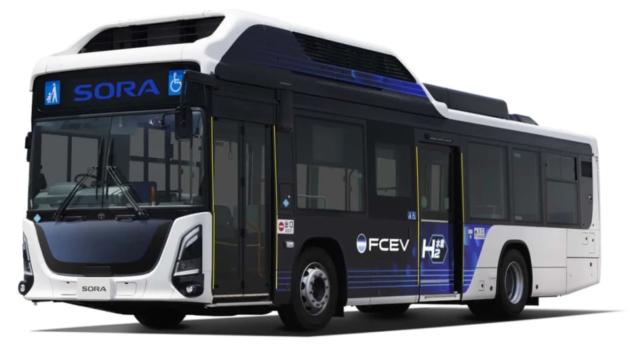 El nuevo autobús de hidrógeno de Toyota tiene un 50% más de autonomía