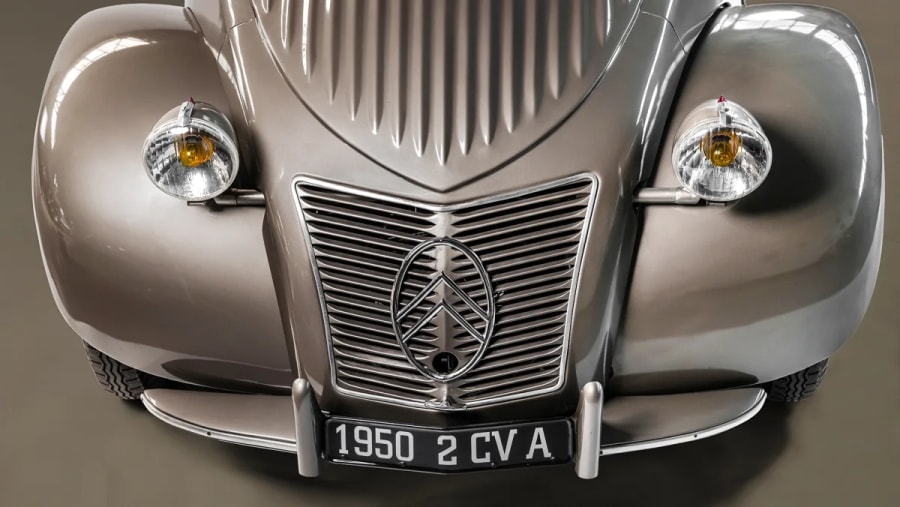 Conseguir "una movilidad más sencilla, accesible, humana y deseable": el objetivo de Citroën con su mito eléctrico de 15.000€