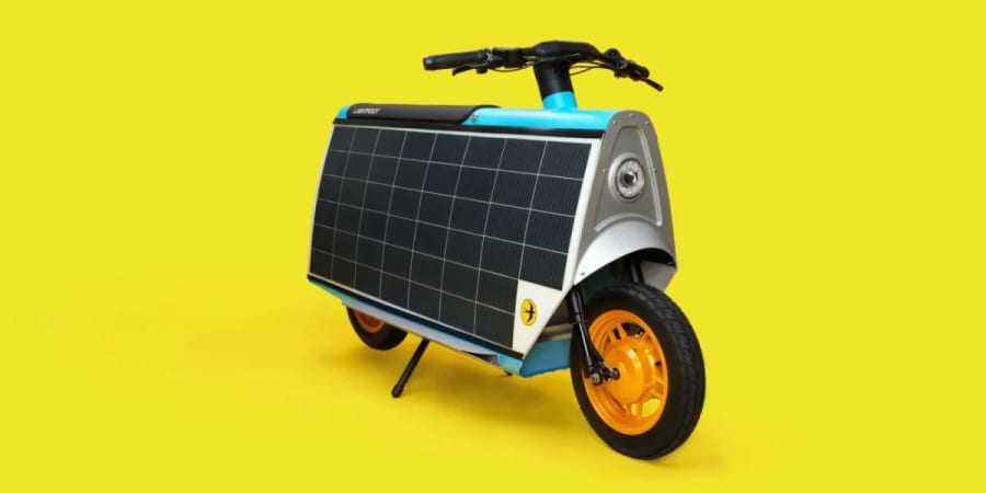 Este peculiar patinete eléctrico solar podría cubrir tus desplazamientos diarios sin tener que enchufarlo nunca