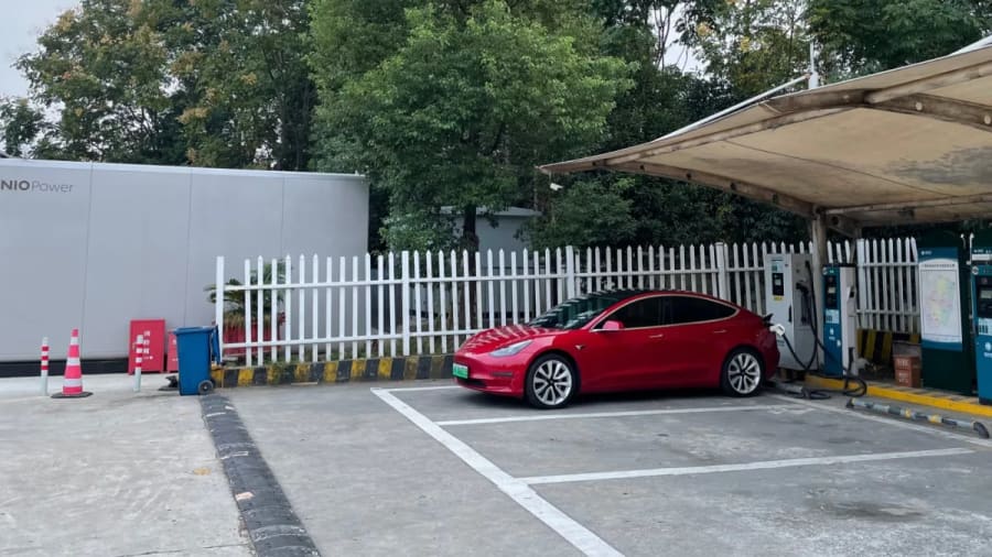 La demanda de recarga para vehículos de nuevas energías en las autopistas de China sube más del 50% durante las vacaciones del Día Nacional