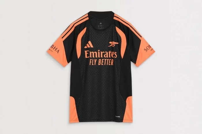 Arsenal 26-27 Training Kit