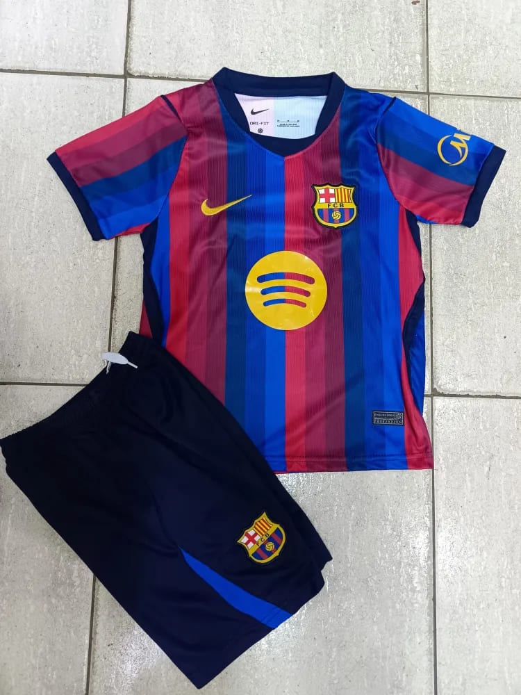 Barcelona 26-27 Homekit Kid's Fit