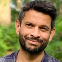 Dr Omar Cummins