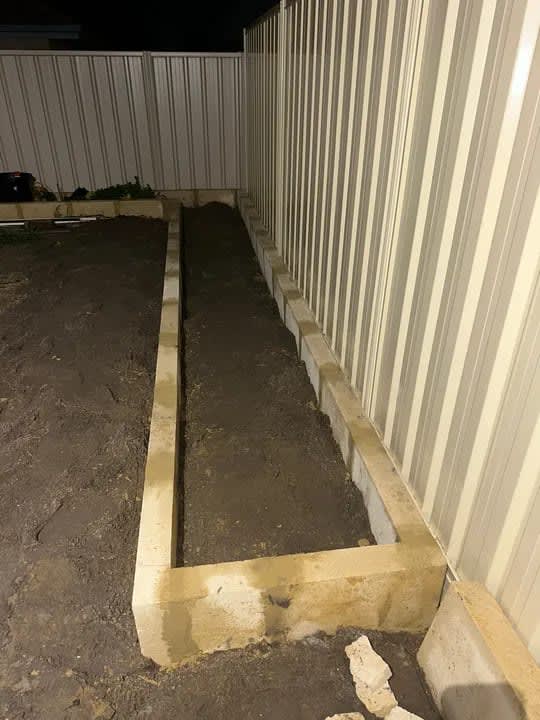 Garden Bed 6 in Perth