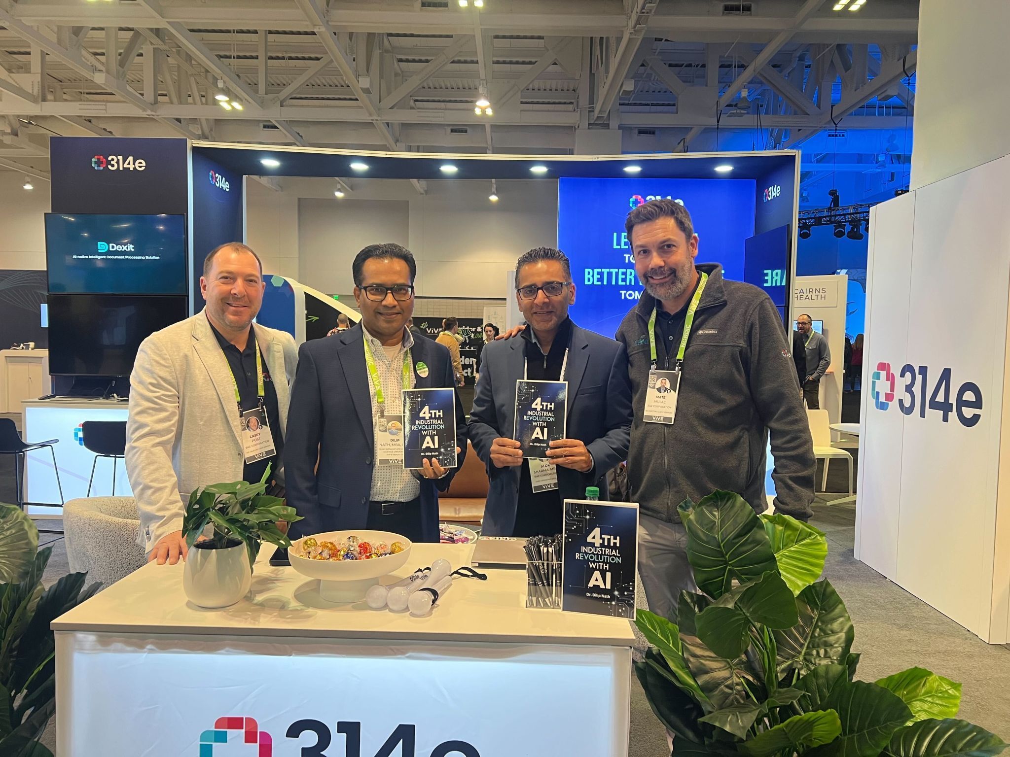 ViVE2025-BookSigning-314e