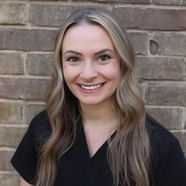 makenzie-peppers-nurse-practitioner-at-heartcare-texas-cardiology-practice
