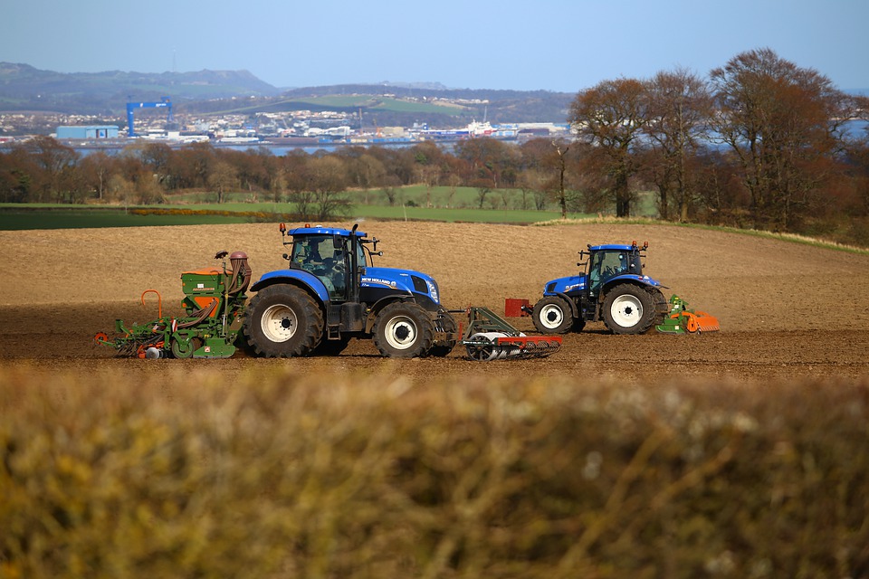 Seed Drill Tractor Implement Overview, Types, and Functions in 2023