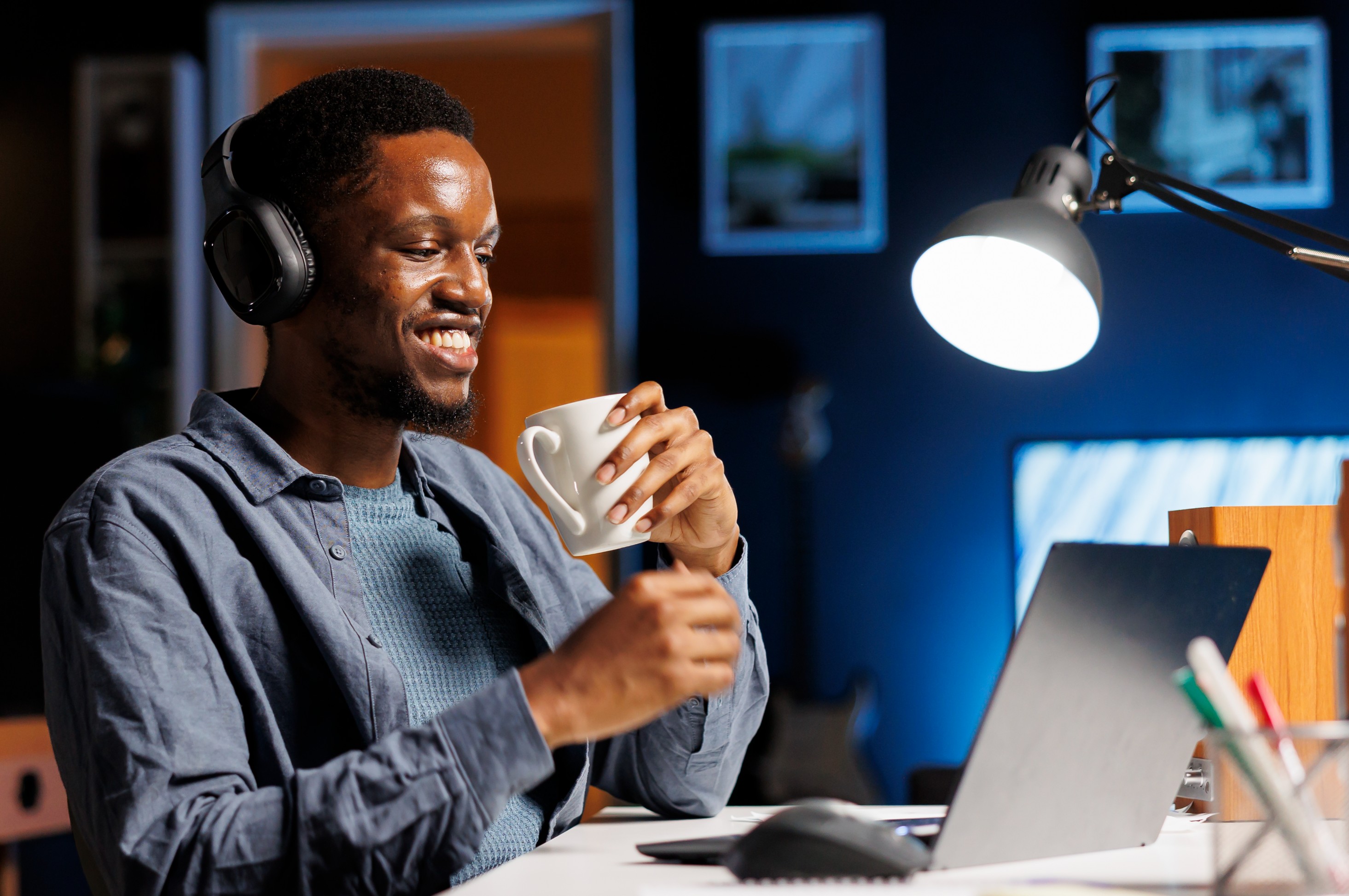 7 websites to make extra cash online