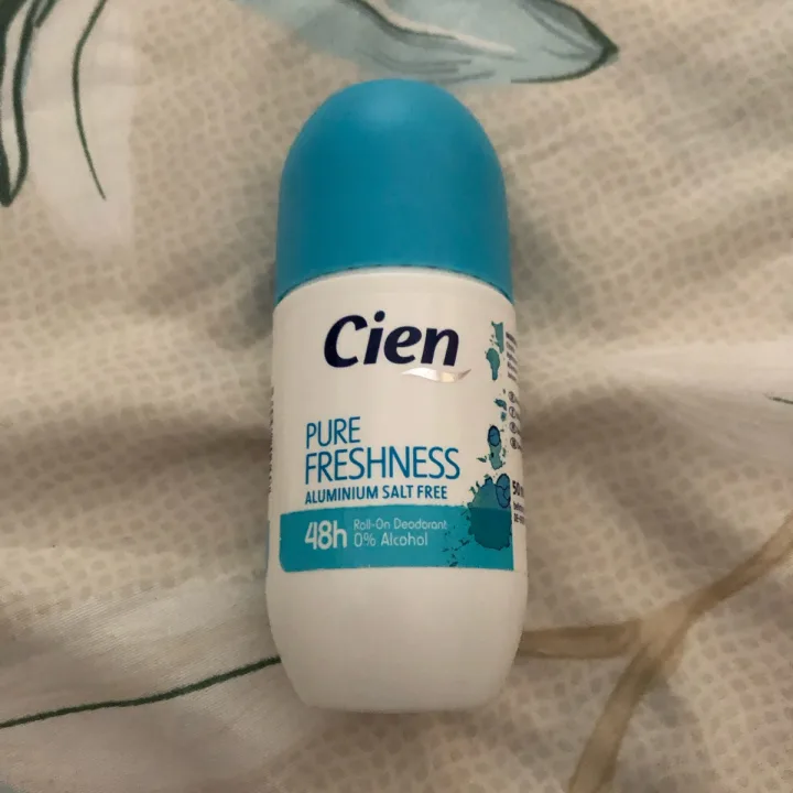photo of Cien Deodorante Roll On shared by @seitansistah on  03 Sep 2022 - review