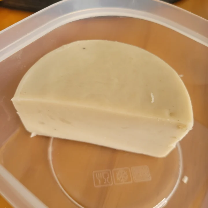 review photo of Vida Veg queijo minas padrão shared by @jessanjos on 10 Feb 2023 - review
