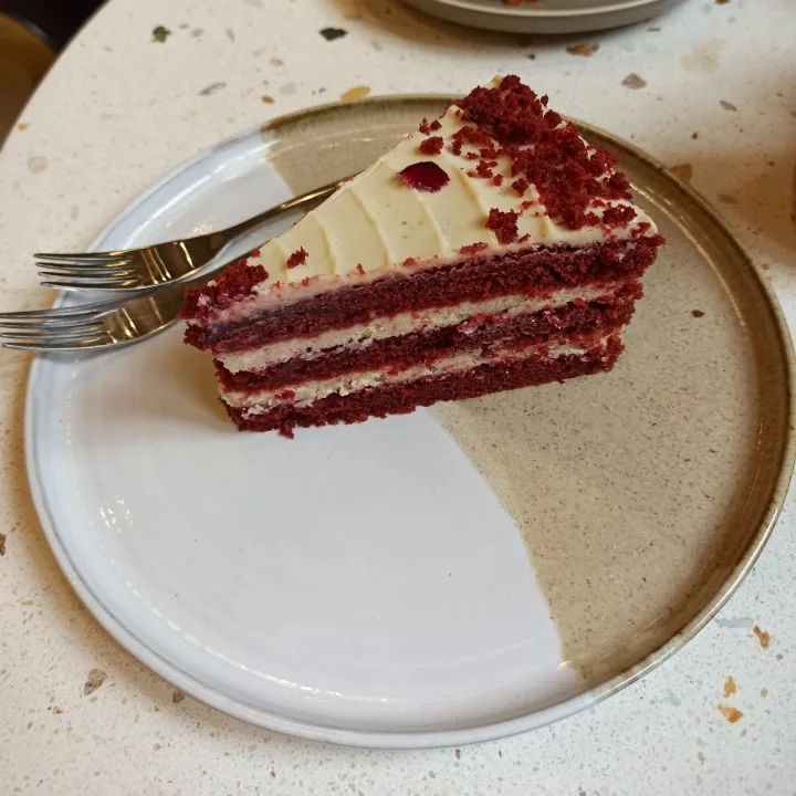 photo of COMO Club de Cocineros Red Velvet shared by @agustinaaborsato on  17 Feb 2023 - review