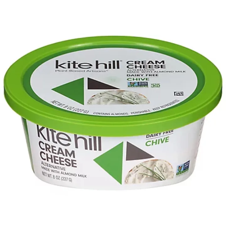 photo of Kite Hill Cream Cheese Alternative Chive shared by @slcvegan on  26 Feb 2023 - review
