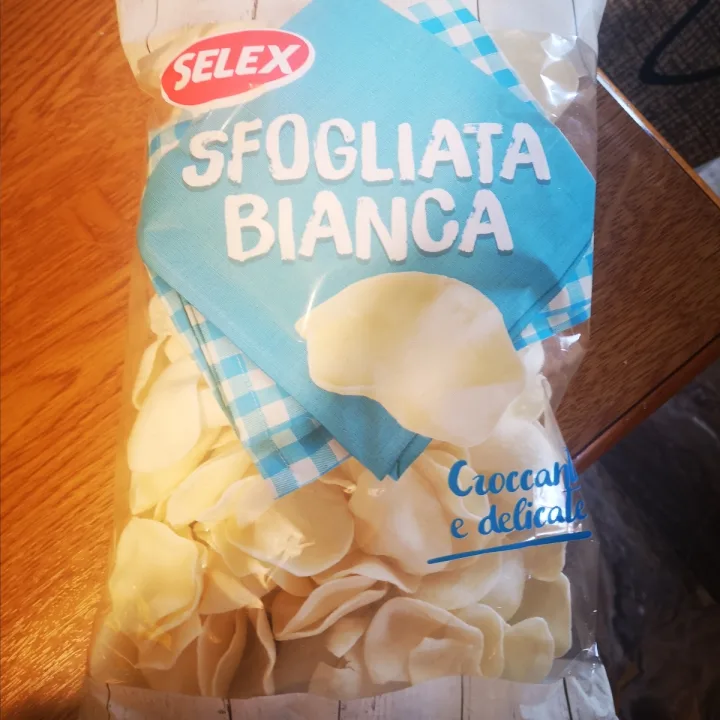 photo of Selex Sfogliata Bianca shared by @lauraberton on  28 Feb 2023 - review