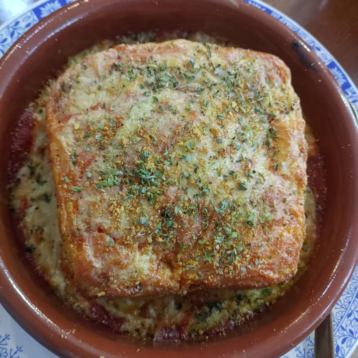 photo of Mostaza Y Media Francesinha shared by @saravelif on  08 Mar 2023 - review