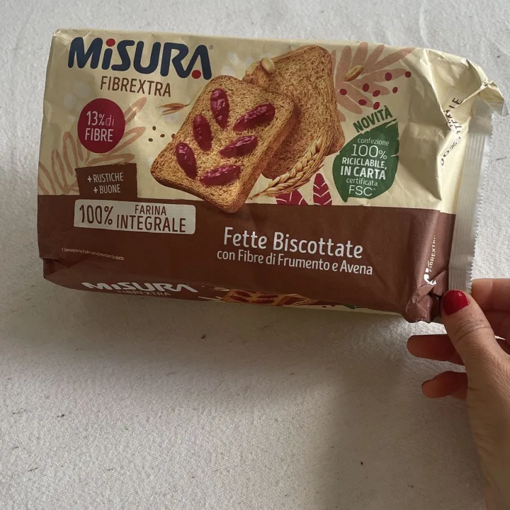photo of Misura Fette Biscottate con fibre di frumento e avena shared by @silviacolombo on  12 Mar 2023 - review