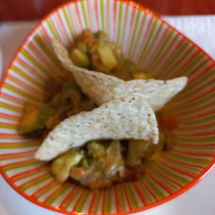 photo of Restaurant Caliu Guacamole con nachos shared by @anneta on  16 Mar 2023 - review