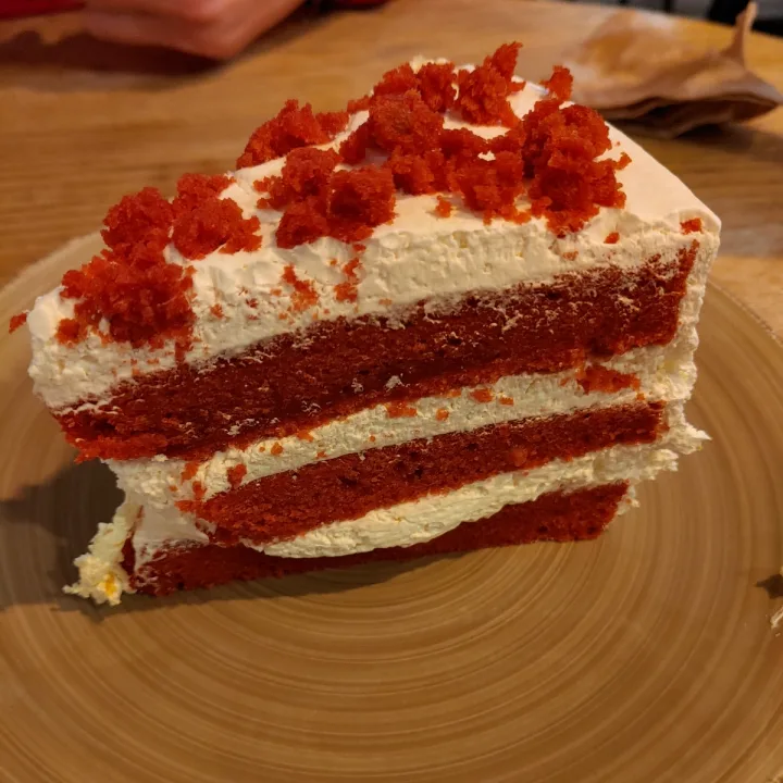 review photo of Daio Tarta red velvet shared by @saravelif on 19 Mar 2023 - review