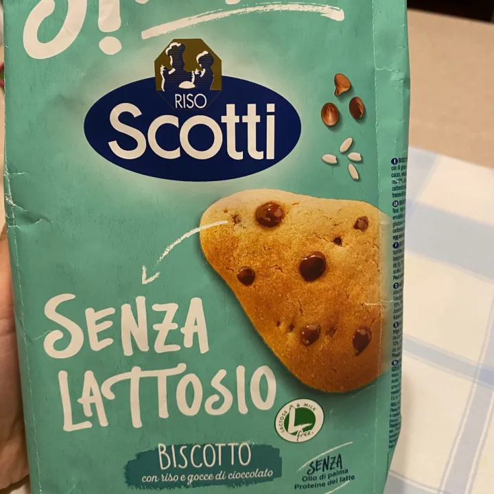 photo of Riso Scotti biscotti con gocce di cioccolato shared by @maliga on  25 Mar 2023 - review