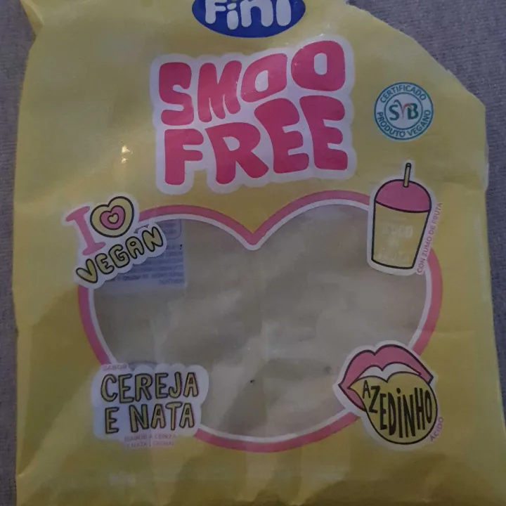 photo of Fini Smoo Free Cereja e Nata shared by @georgialopes on  04 Apr 2023 - review