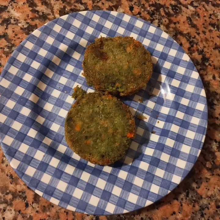 review photo of Hacendado Hamburguesas de espinacas y zanahoria shared by @anneta on 06 Apr 2023 - review