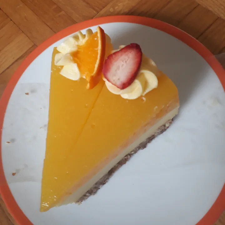 photo of Omas Backstube Mango Cheesecake shared by @julia1 on  22 Apr 2023 - review