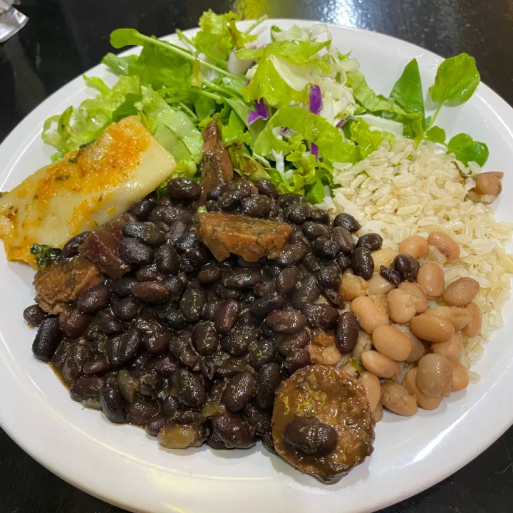 photo of Restaurante Vegano Vaca Verde Buffet livre shared by @tatianaconsoli on  27 Apr 2023 - review