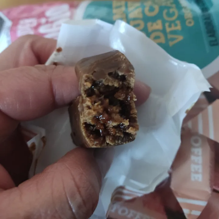 review photo of Super Fudgio Toffee shared by @yedazul on 30 Apr 2023 - review