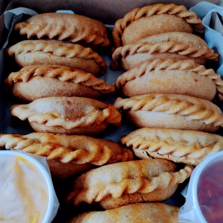 photo of Elefante Bengal Empanadas criollas veganas shared by @alejandraglck on  02 May 2023 - review