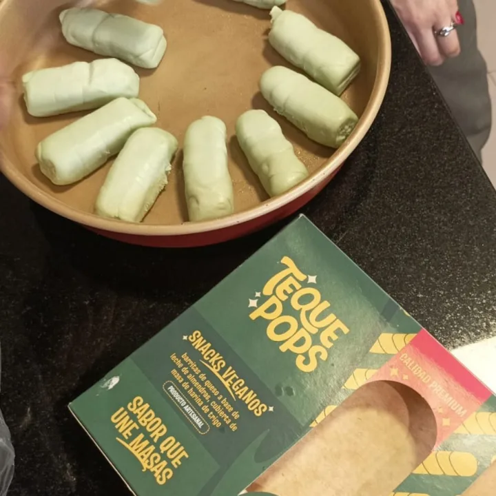review photo of Tequepops Tequeño Con Queso shared by @agustinaaborsato on 02 May 2023 - review